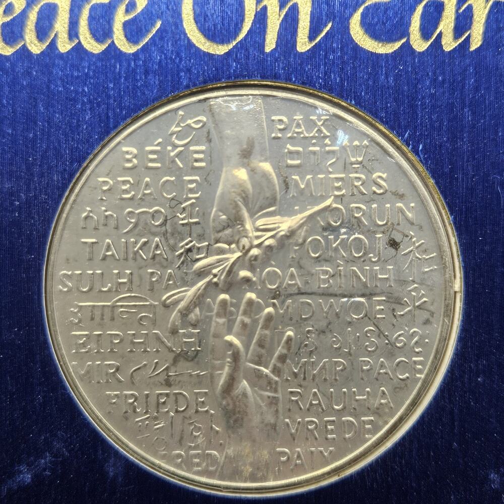 1967 Franklin Mint Peace Medal Display Card & Insert Nickel Silver Christmas